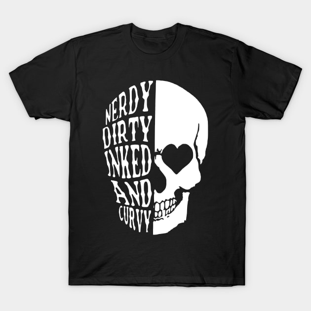 Curvy Goth Chic T-Shirt by Blackhearttees